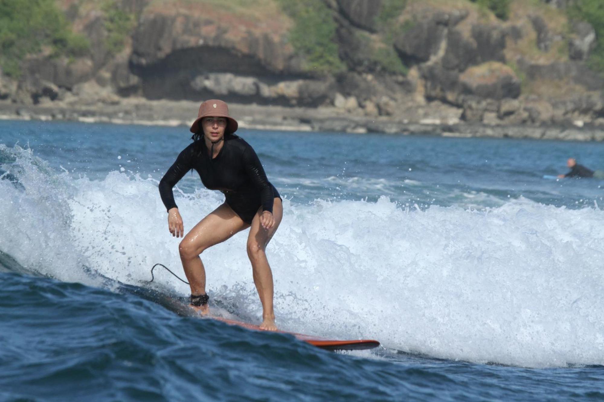 Tata Surf Hostel Kuta  外观 照片
